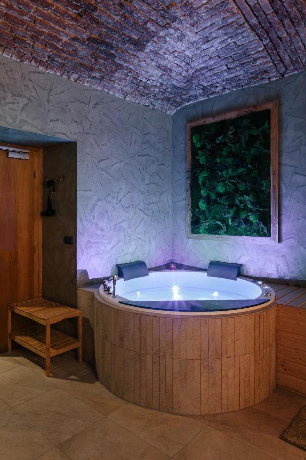 Sauna Central Prague Luaran gambar